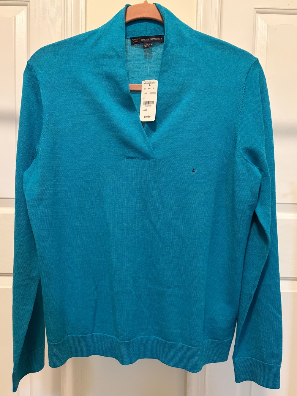 *New w/ tag* “346” Brooks Brothers women’s merino wool v-neck sweater. Size: L